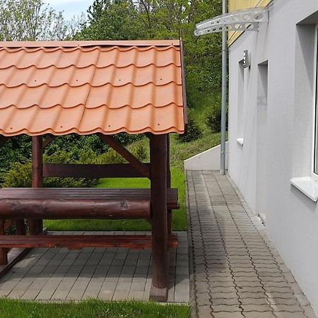 Hotel Nefelejcs Vendégház Balatonkenese Exterior foto